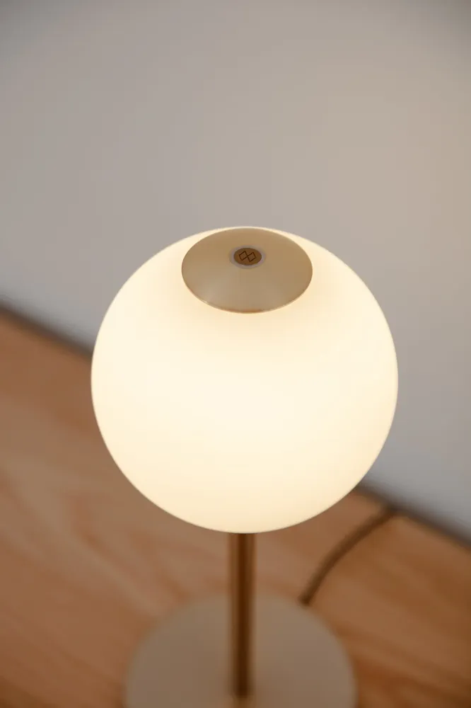 Audrey table, Bordlampe