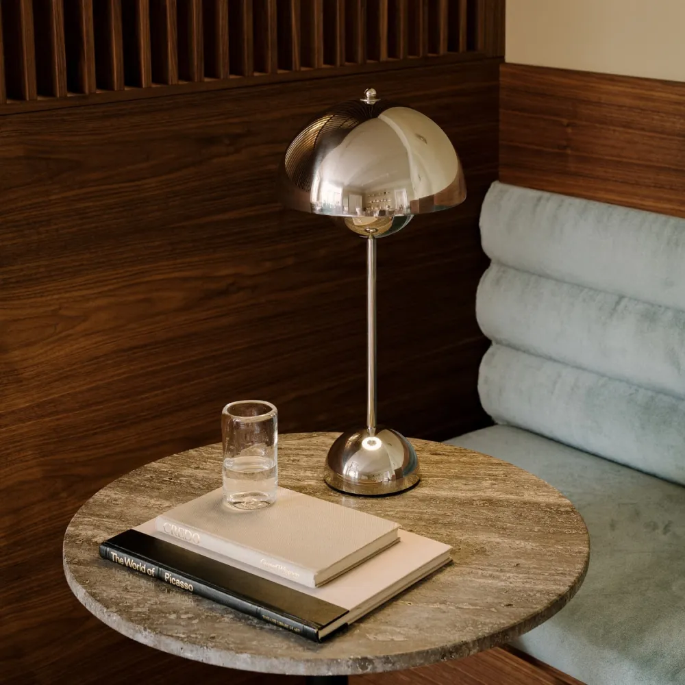 Flowerpot Bordlampe VP3 Brass