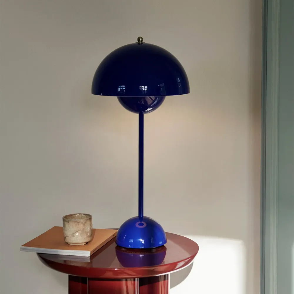 Flowerpot Bordlampe VP3 Cobalt Blue