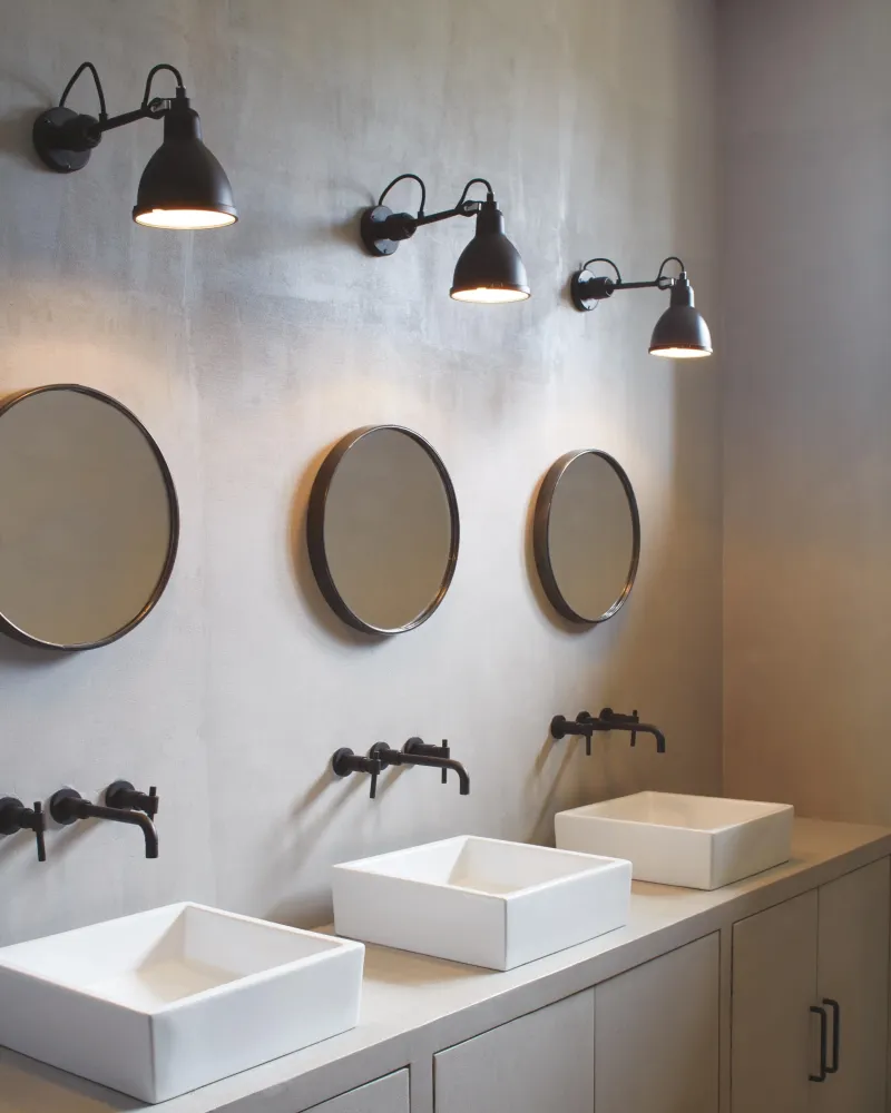 Vegglampe No 304 til Baderom Svart/Svart