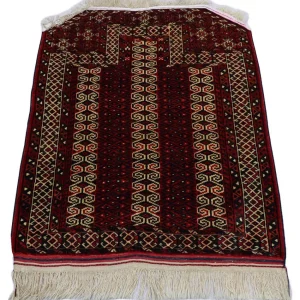 Balutsj-teppe - 116 x 95 cm - mørk rød