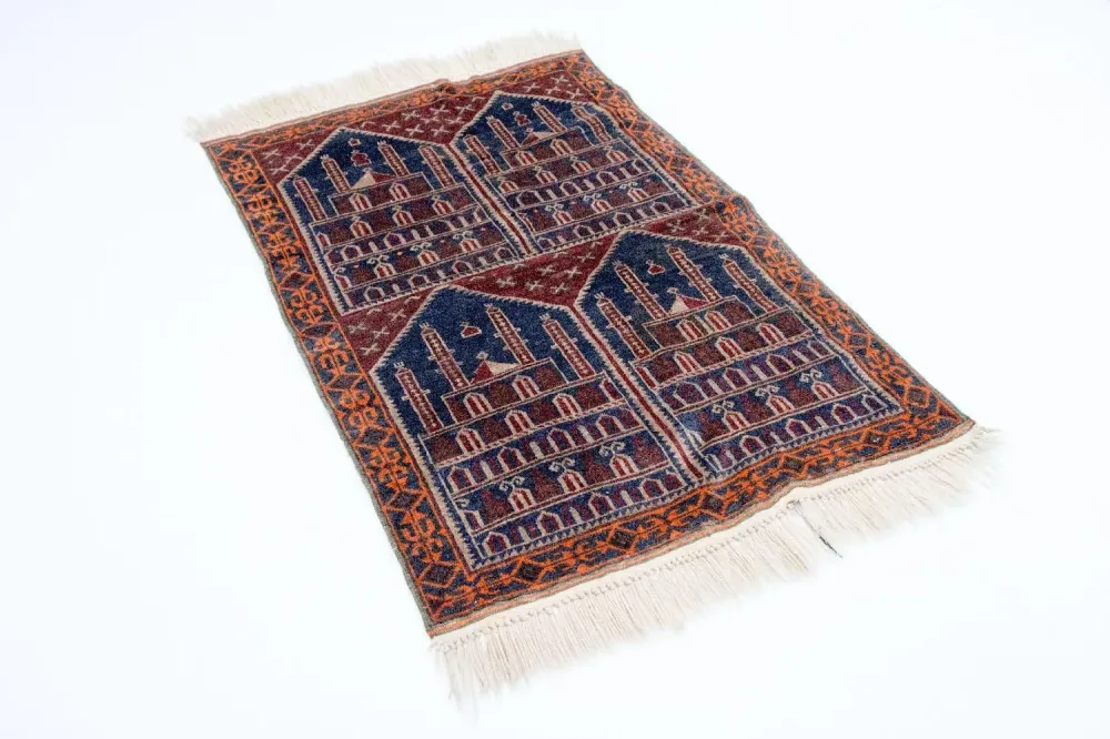 Balutsj-teppe - 135 x 104 cm - flerfarget