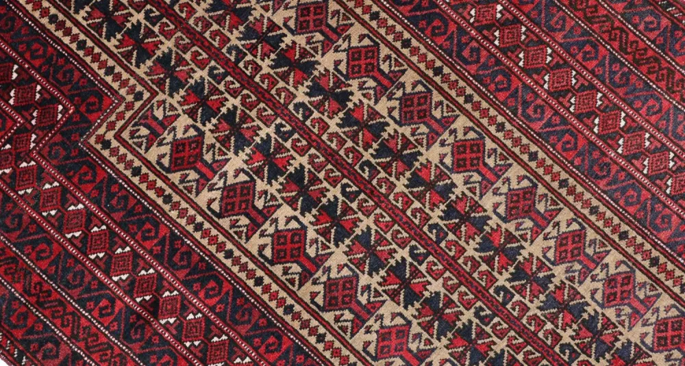 Balutsj-teppe - 156 x 88 cm - mørk rød