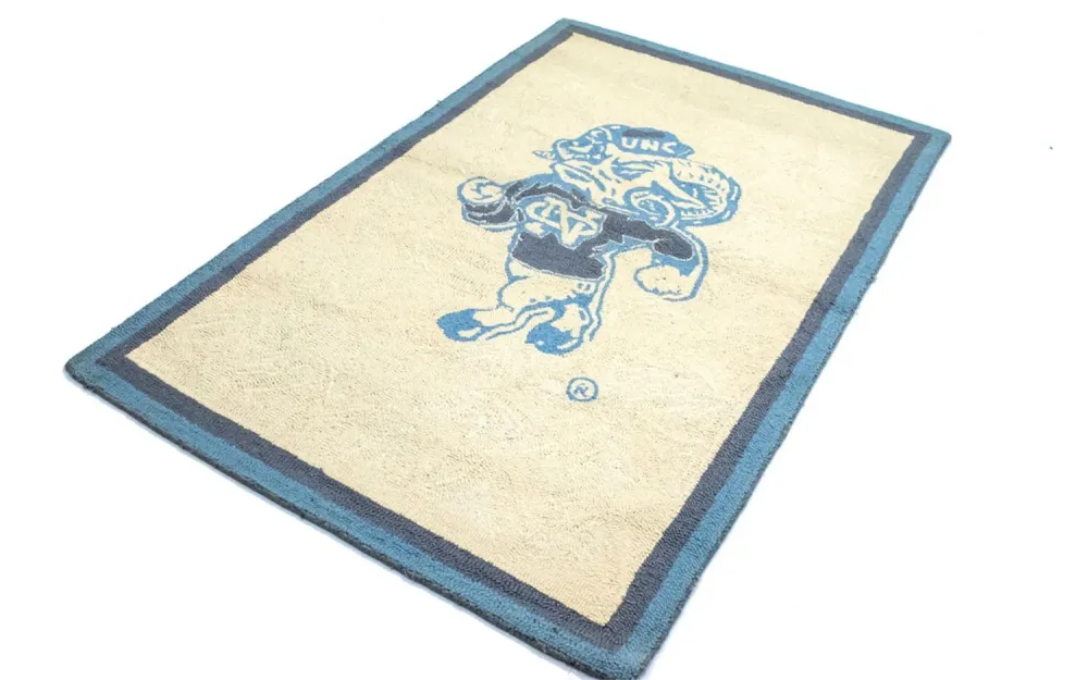 Barnas teppe - 164 x 104 cm - beige