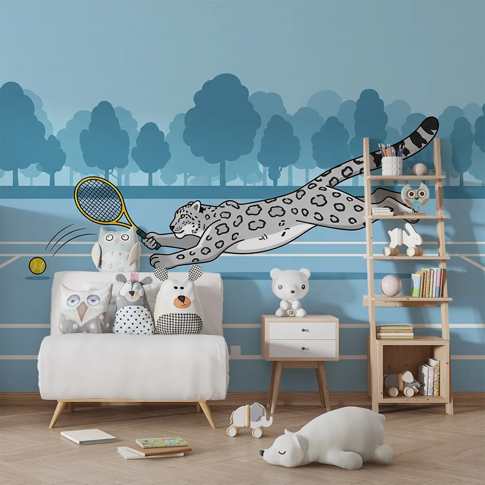 Barnetapet | Tennisspillende leopard på solfylt bane