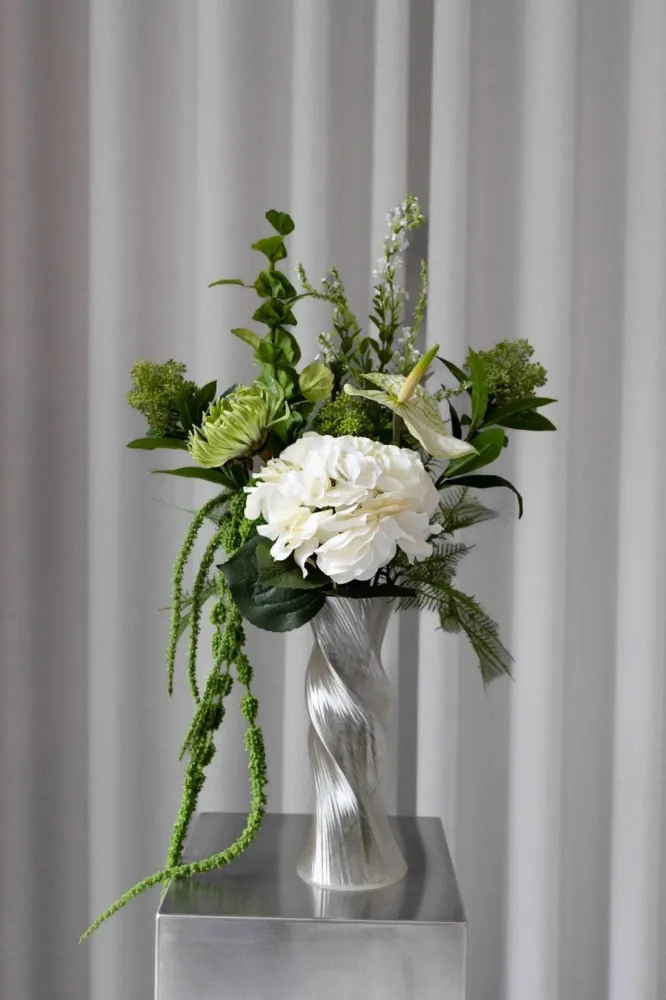 Bloom Objects - Forest Dawn Bouquet 02-318 - Multi