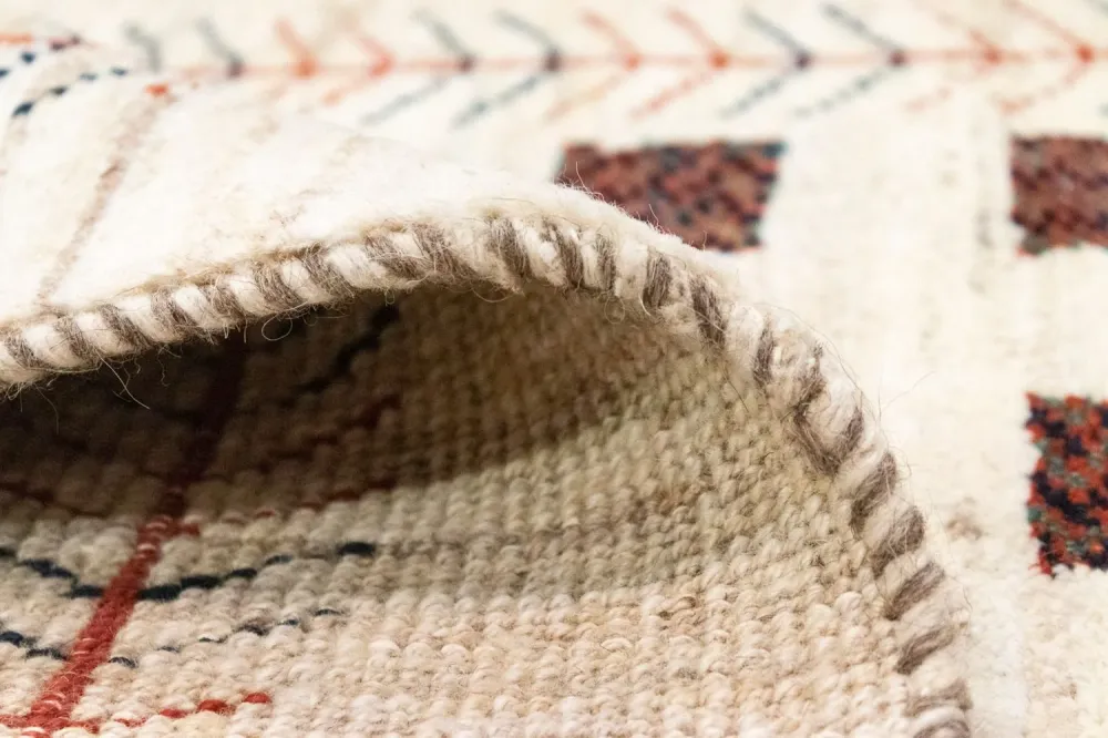 Gabbeh-teppe - persisk - 135 x 84 cm - beige