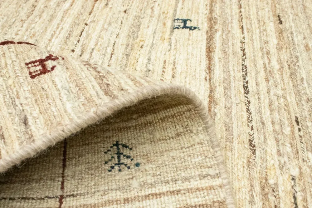 Gabbeh-teppe - persisk - 174 x 121 cm - beige