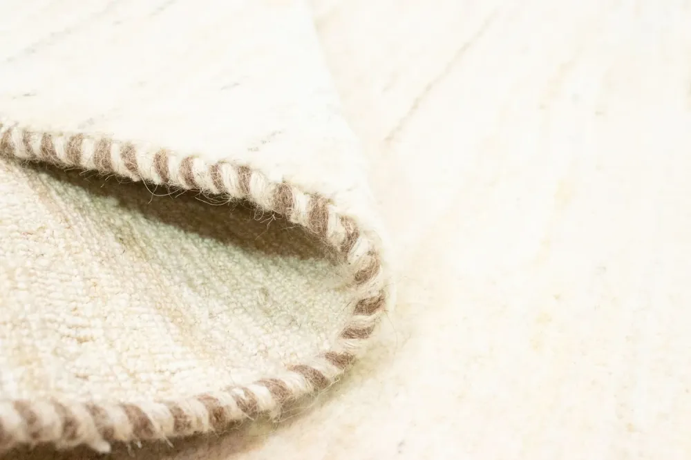 Gabbeh-teppe - persisk - 200 x 145 cm - beige