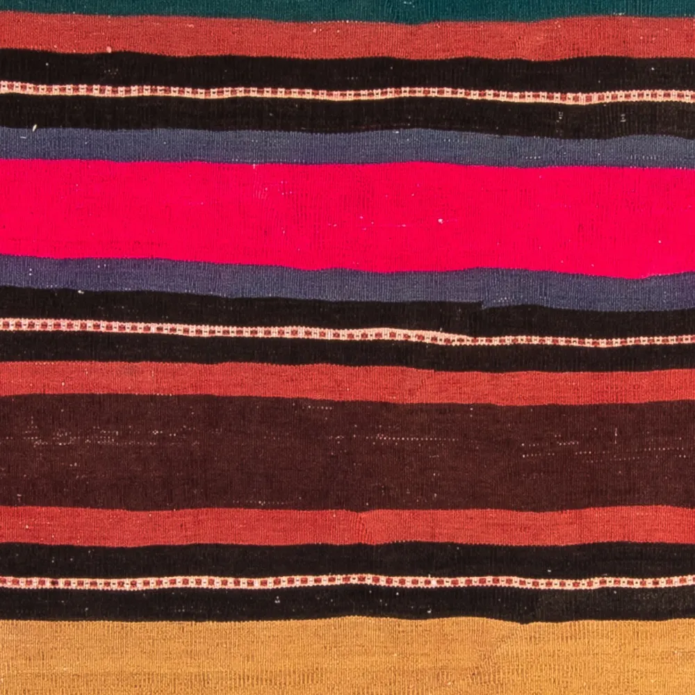 Kelimteppe - Gammelt - 190 x 175 cm - flerfarget