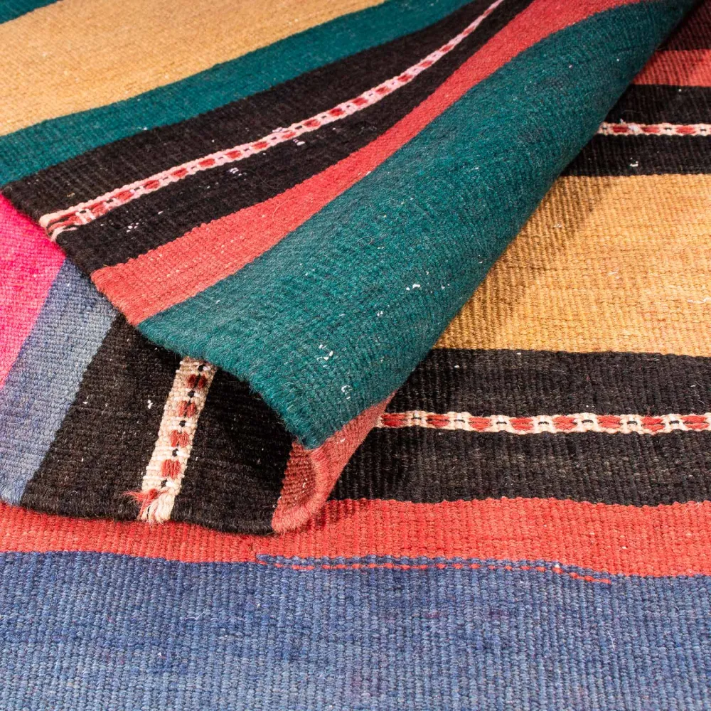 Kelimteppe - Gammelt - 190 x 175 cm - flerfarget