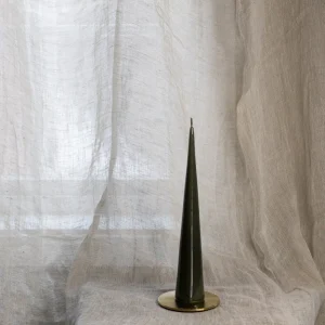 Kjeglelys 25 cm - Green soil- Lakkert