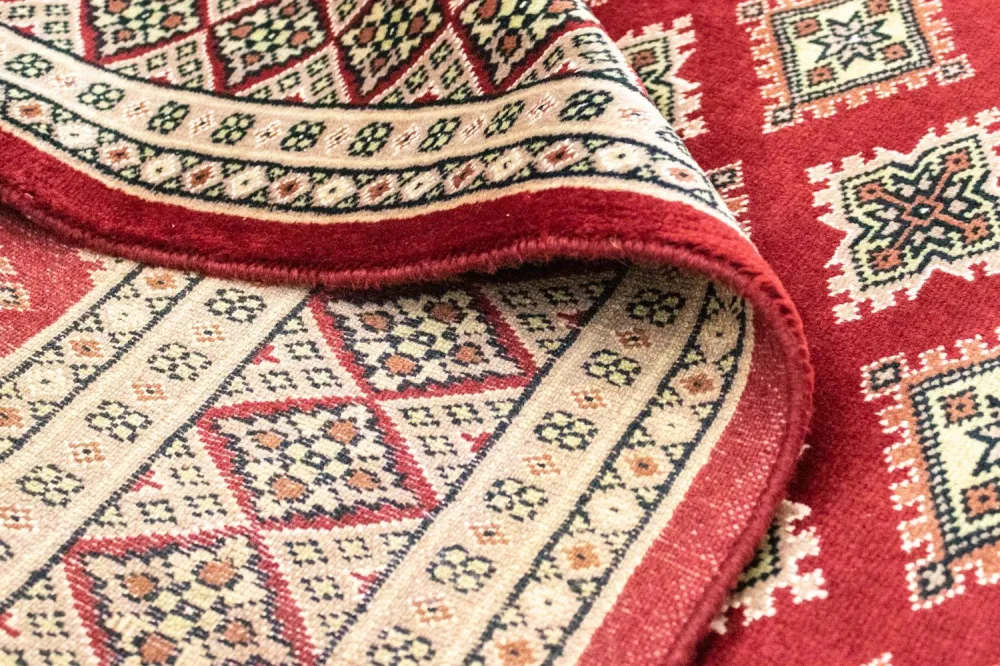 Pakistan teppe - 181 x 126 cm - rød