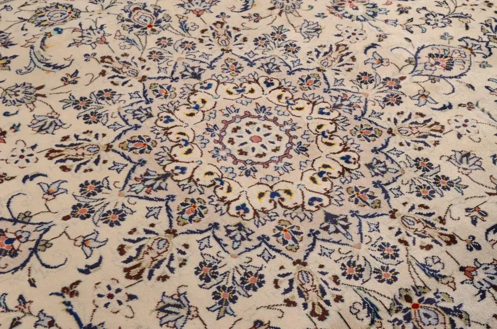 Persisk teppe - Keshan - 338 x 240 cm - beige