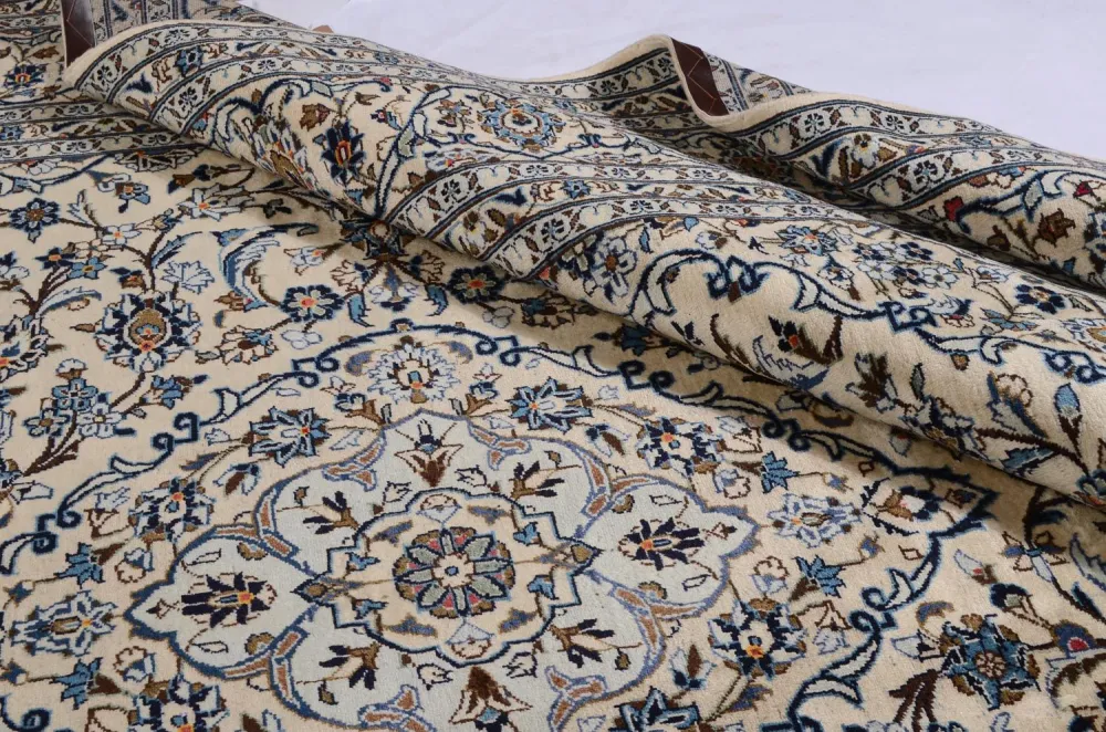 Persisk teppe - Keshan - 349 x 248 cm - beige