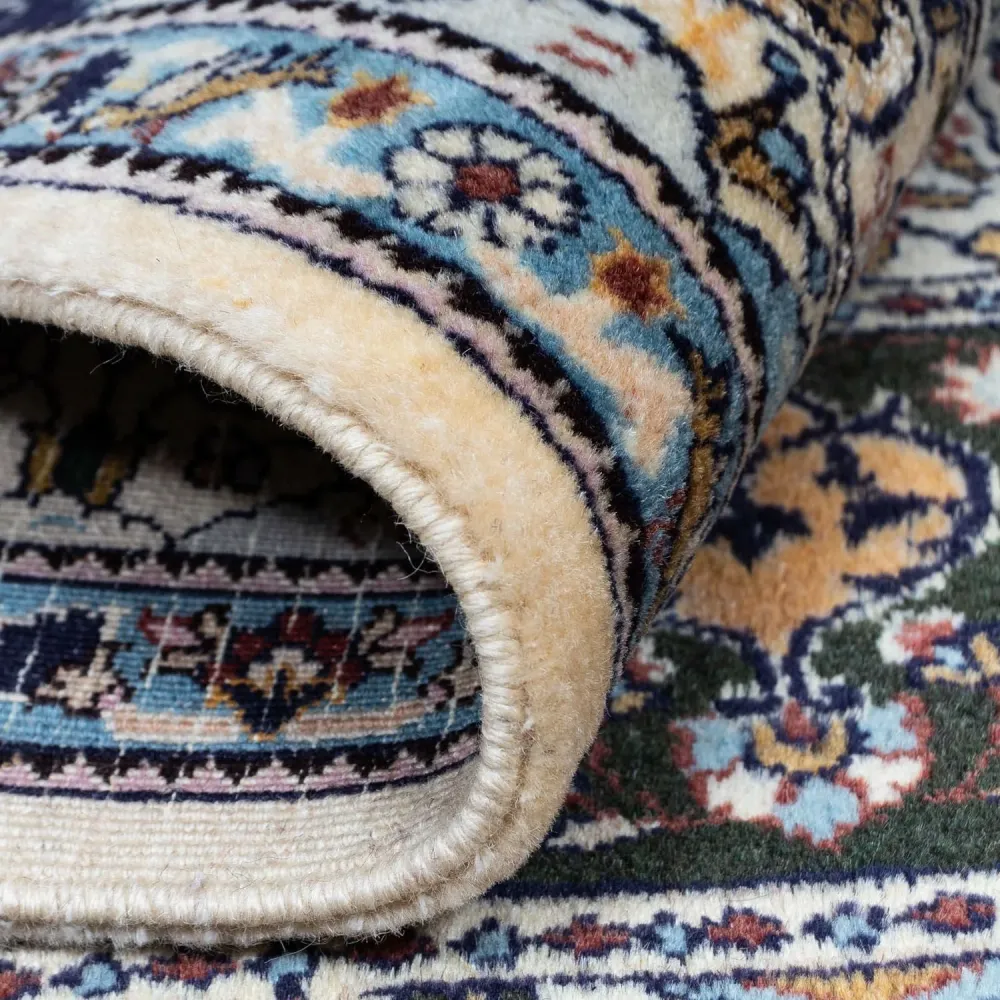 Persisk teppe - klassisk - 237 x 168 cm - beige