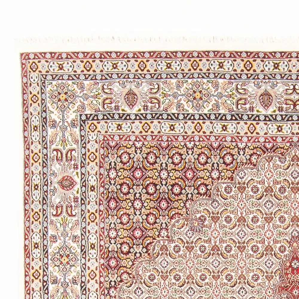 Persisk teppe - klassisk - 238 x 167 cm - krem