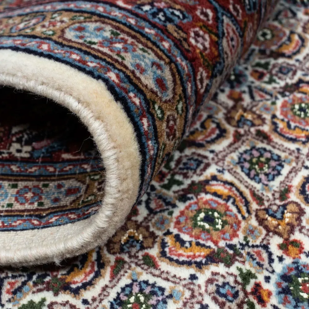 Persisk teppe - klassisk - 242 x 170 cm - beige