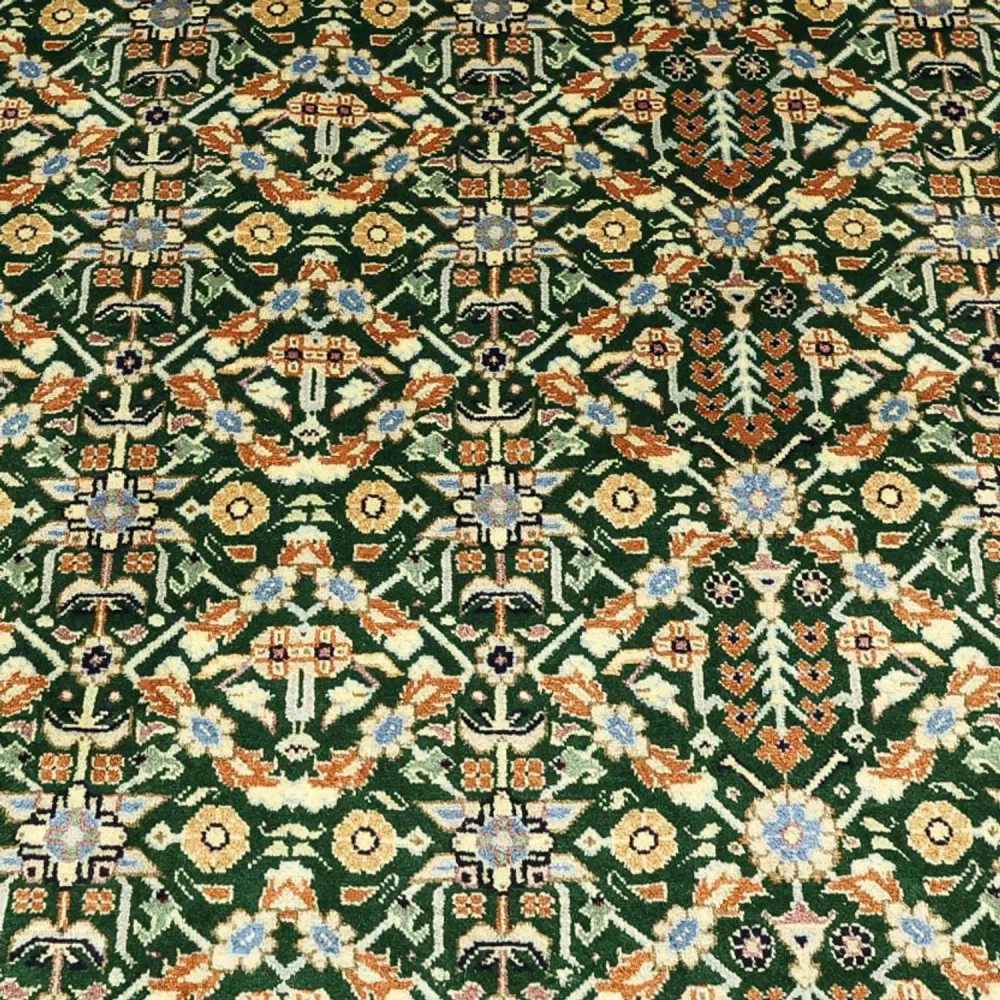 Persisk teppe - klassisk - 292 x 255 cm - grønn