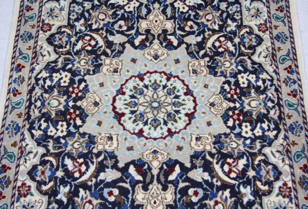 Persisk teppe - Nain - 128 x 88 cm - blå
