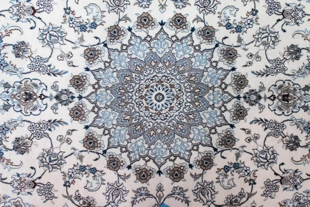 Persisk teppe - Nain - 350 x 246 cm - naturhvit