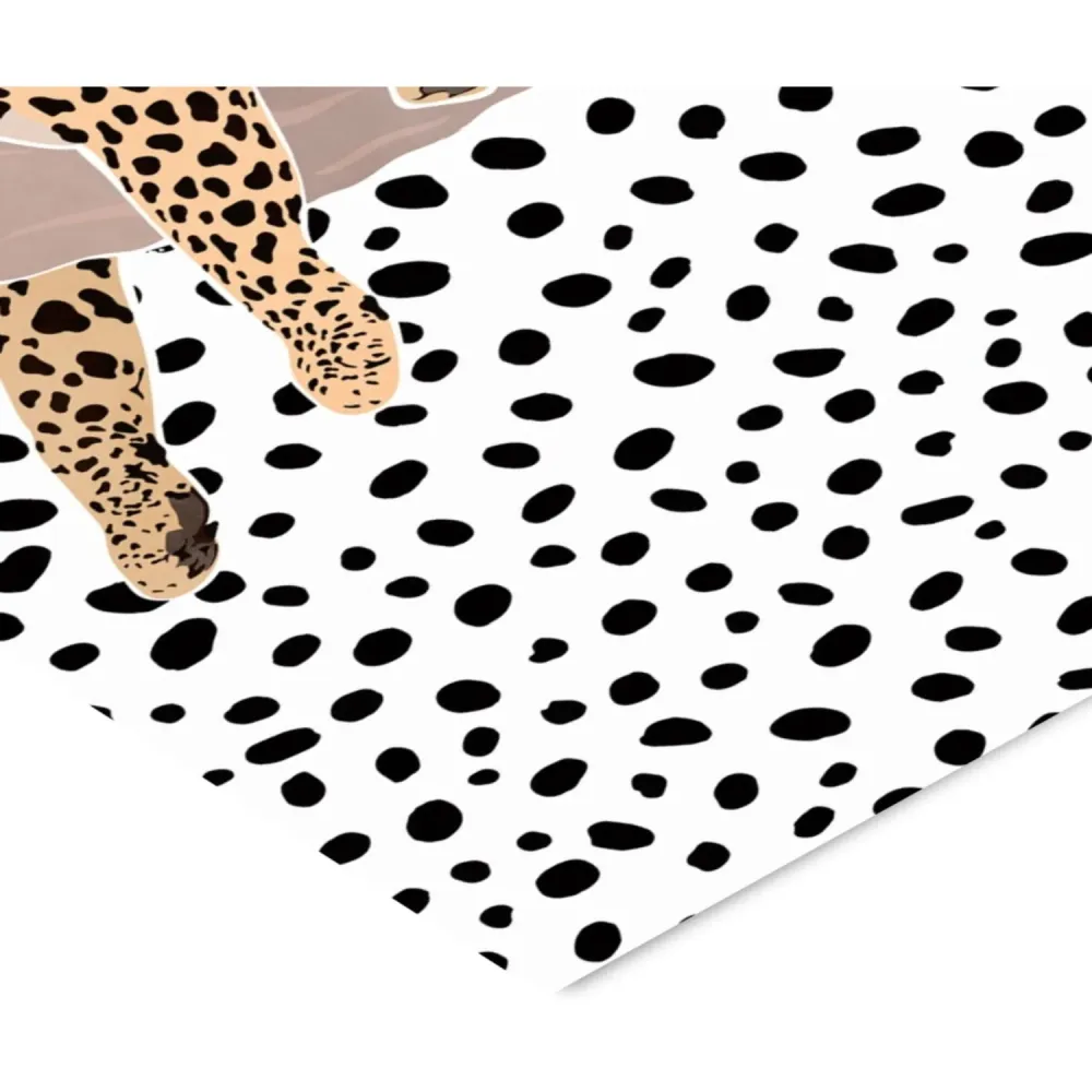 Poster & Frame Sarah Manovski - Leopard Sleeping Polkadots
