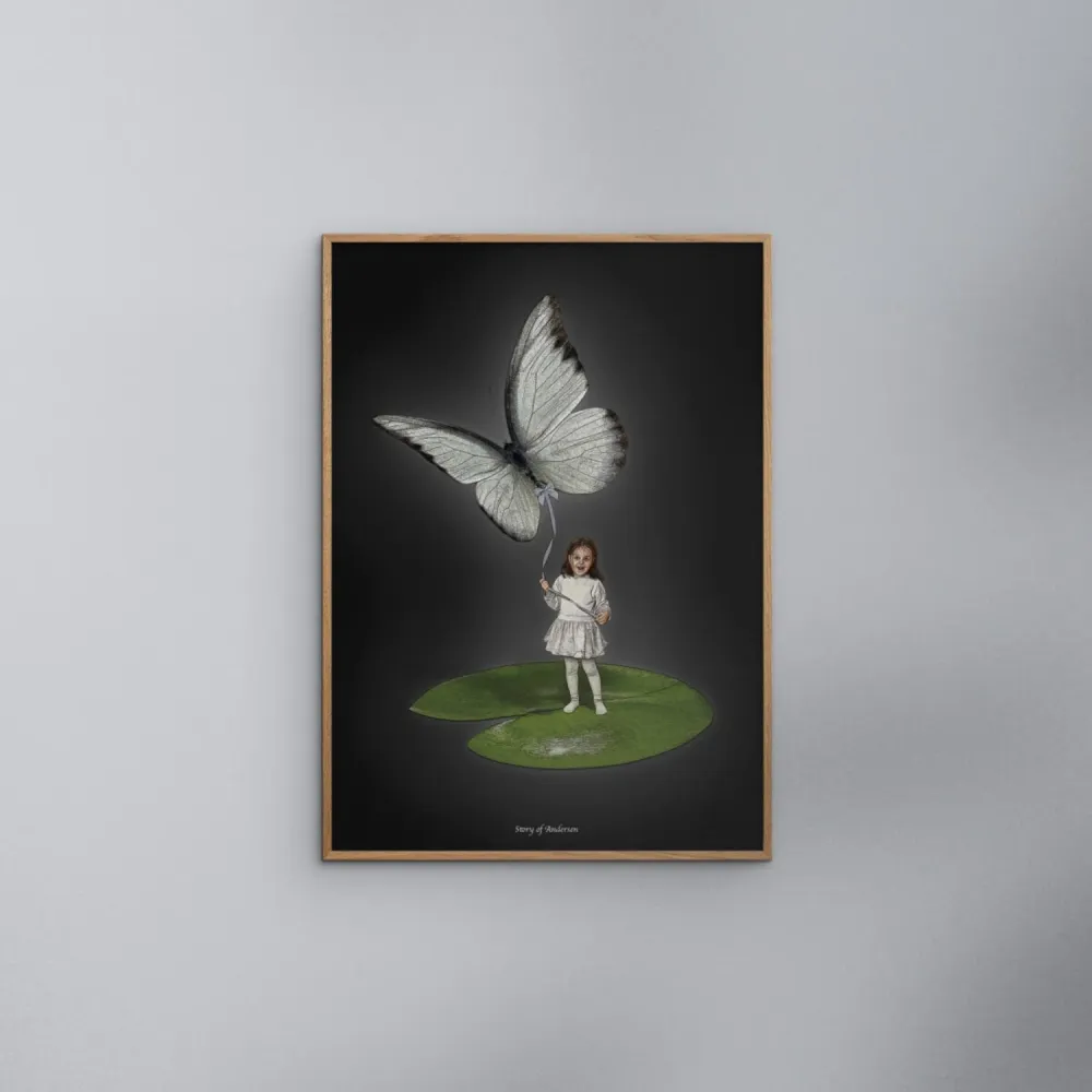 Poster & Frame Story Andersen - Tommelise - Hvid/Sort Baggrund
