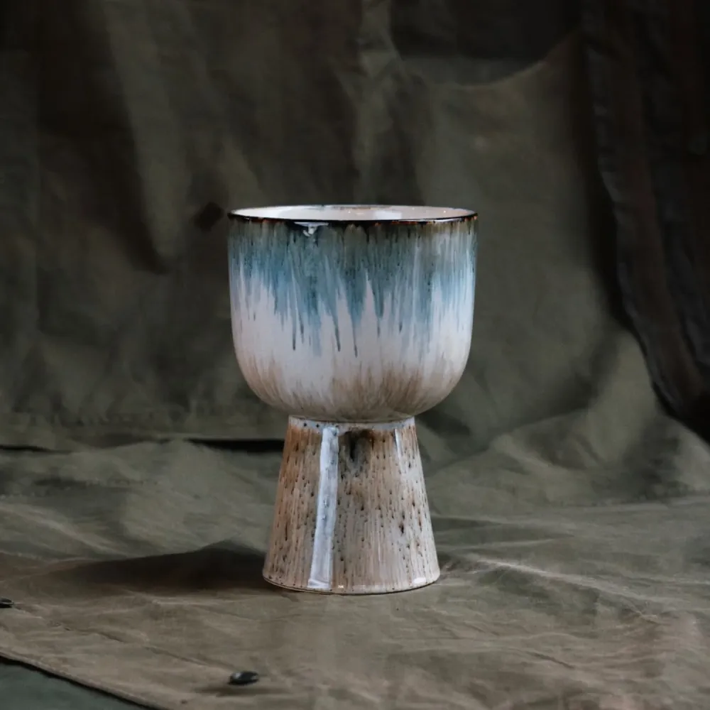 Retro flower pot glacier