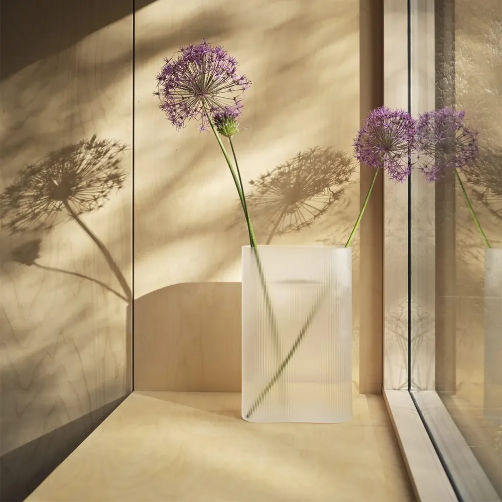 Ridge Vase White Frosted H:48
