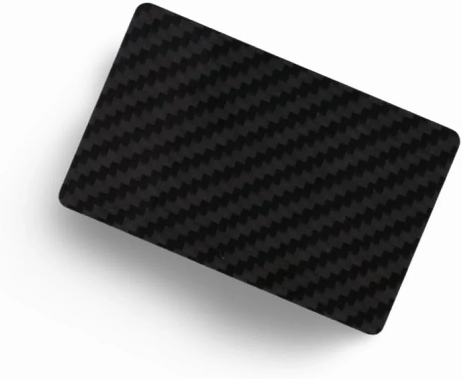 Sett: Karbonfiberunderlag (22x14cm) & Hack-kort – Elegant design
