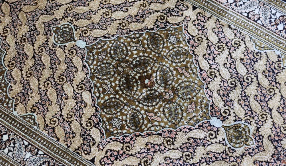 Silketeppe - Ghom Silk - Premium - 163 x 109 cm - mørkeblå