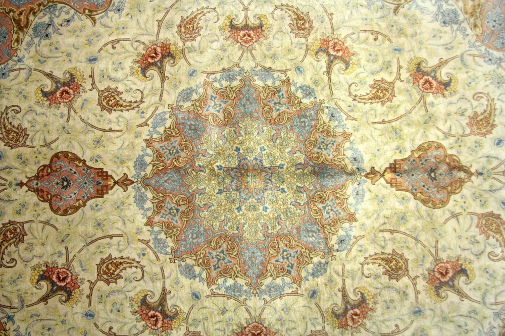 Silketeppe - Ghom Silk - Premium - 240 x 155 cm - beige