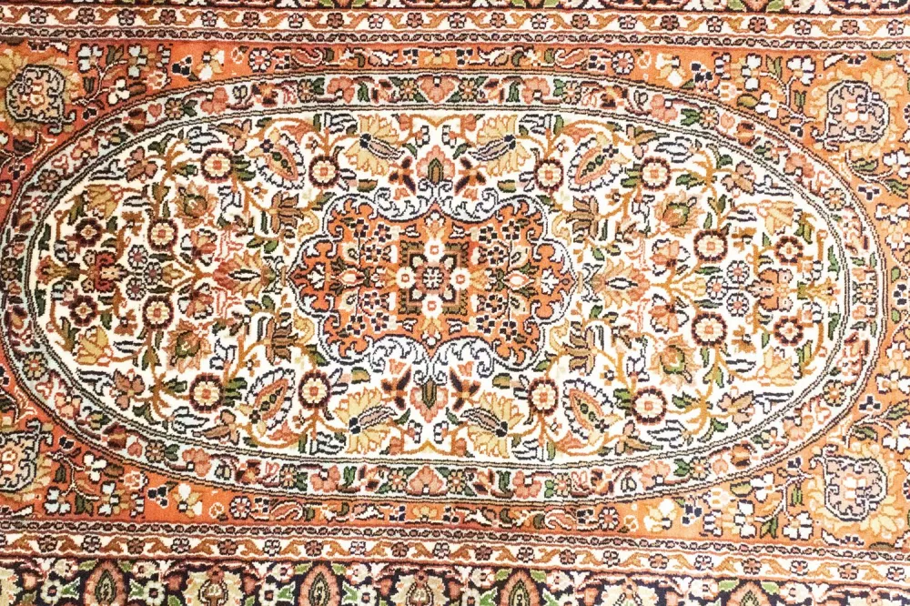 Silketeppe - Kashmir silke - 125 x 83 cm - oransje