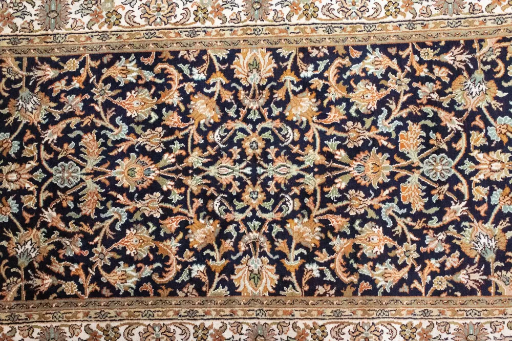 Silketeppe - Kashmir silke - 127 x 74 cm - blå