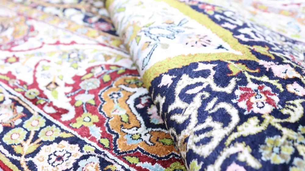 Silketeppe - Kashmir silke - 152 x 98 cm - svart