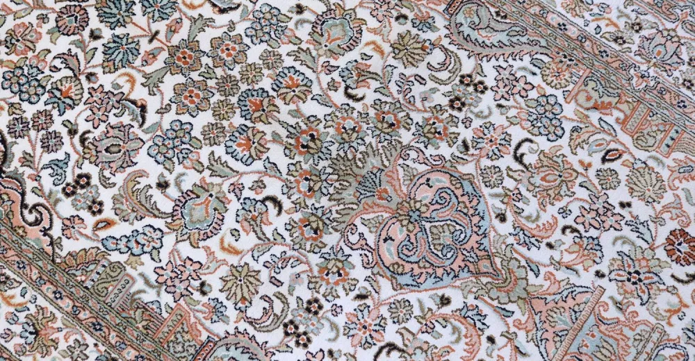 Silketeppe - Kashmir silke - 158 x 96 cm - beige
