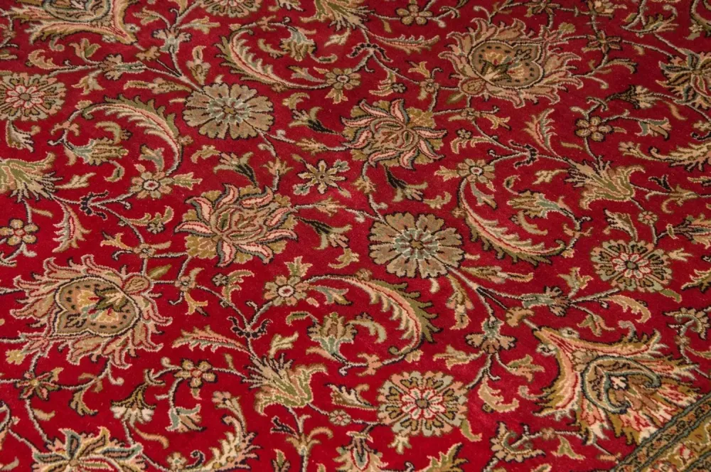 Silketeppe - Kashmir silke - 214 x 150 cm - rød