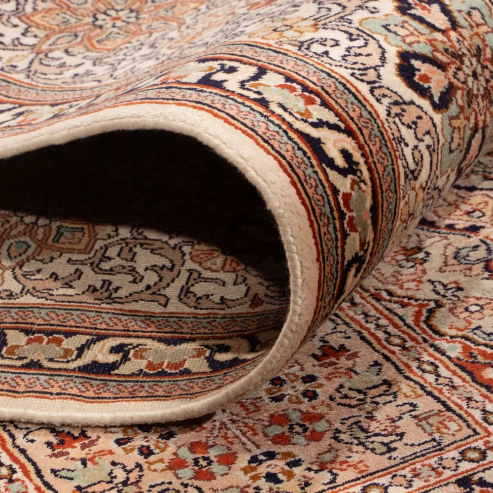 Silketeppe - Kashmir silke - 304 x 246 cm - sand