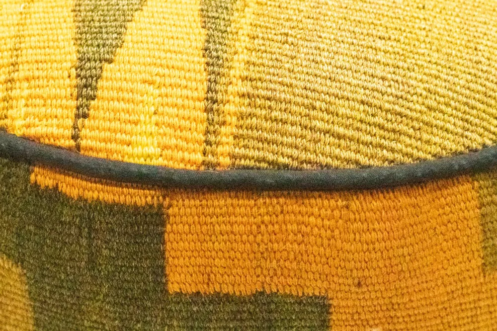 Sitzmöbel sonderform - 50 x 40 cm - mehrfarbig