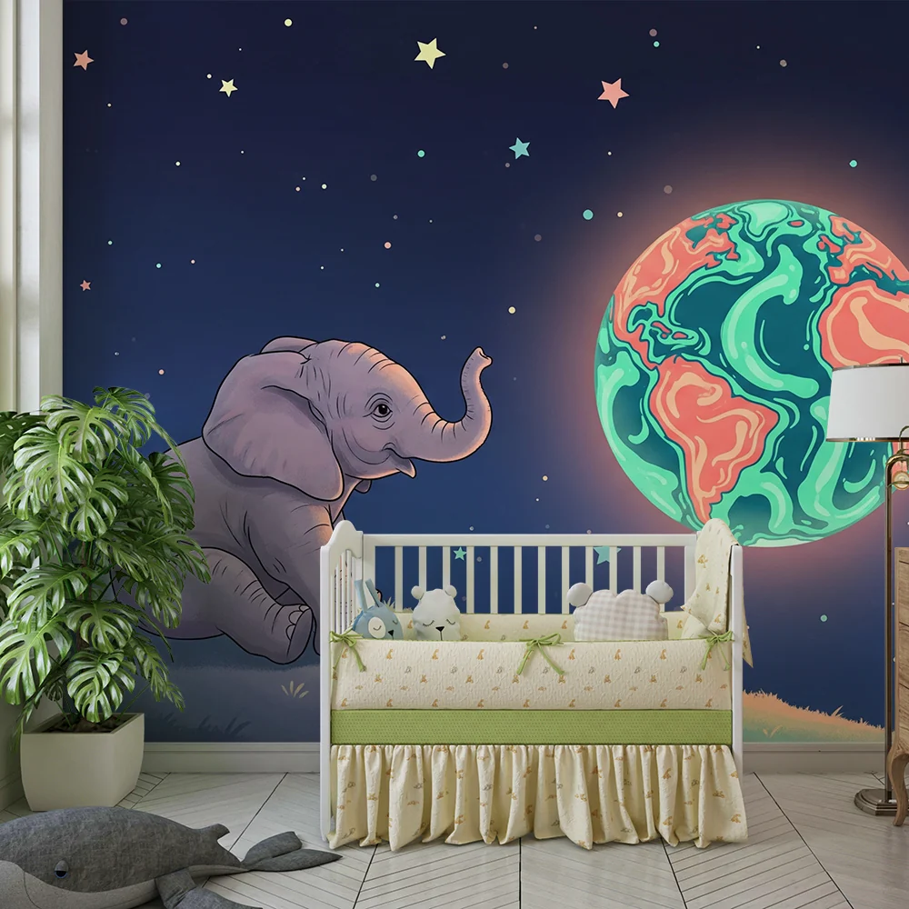 Tapet barnerom | Drømmende elefant under stjernene og fargerik planet