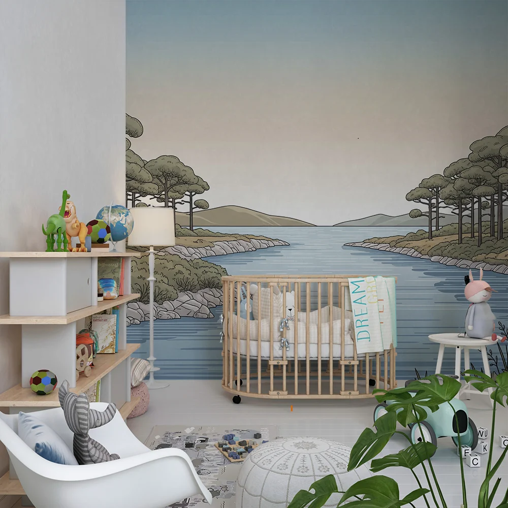 Tapet barnerom | Fredelig elv omgitt av furutrær og åser