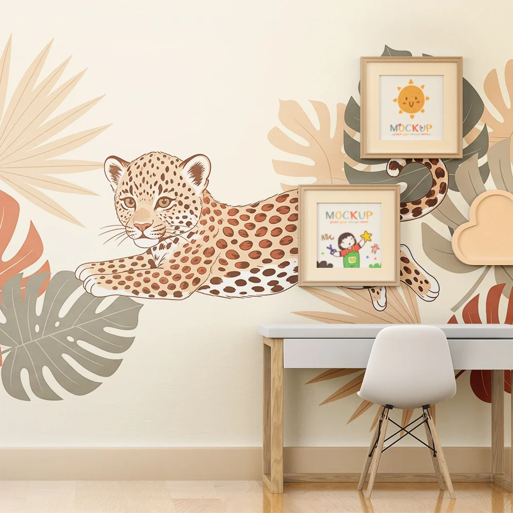 Tapet barnerom | Leken leopard midt blant tropiske blader