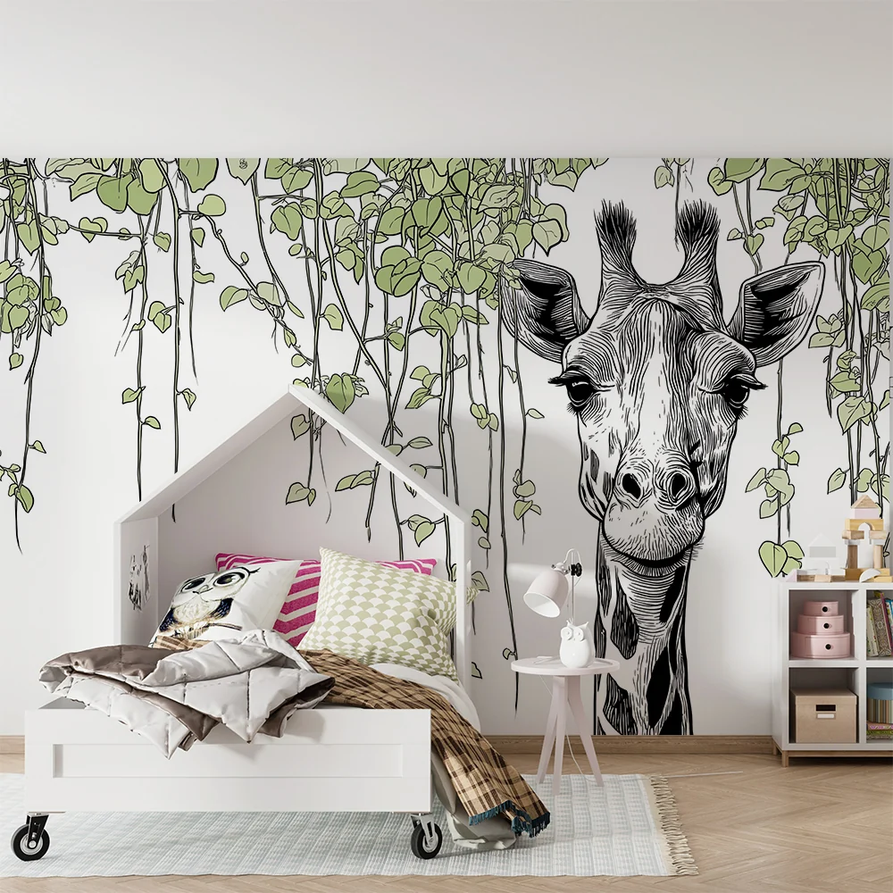 Tapet barnerom | Smilende giraff omgitt av frodige lianer