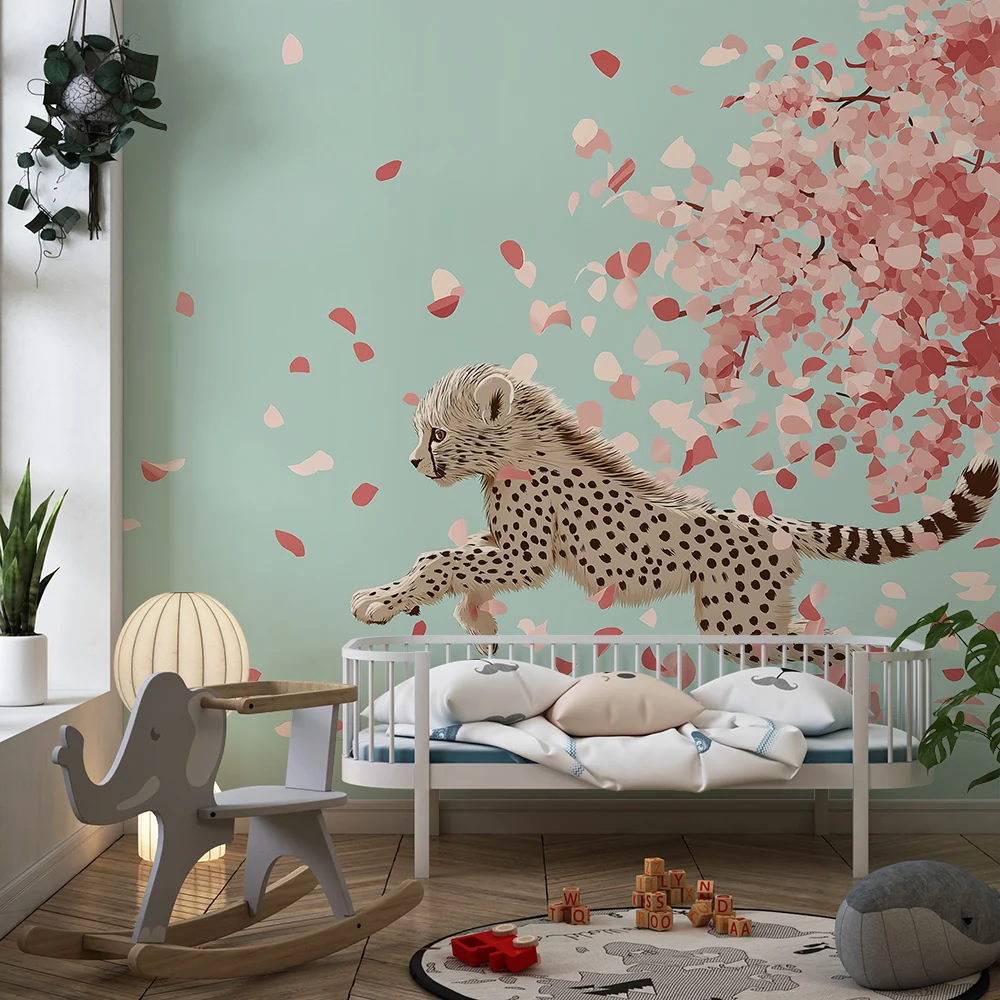 Tapet barnerom | Ung gepard løper under et blomstrende tre