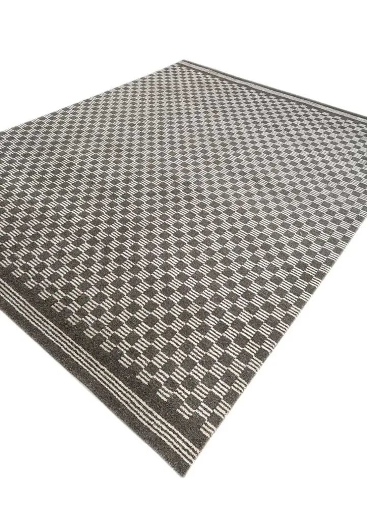 Teppe - 300 x 240 cm - svart og hvitt