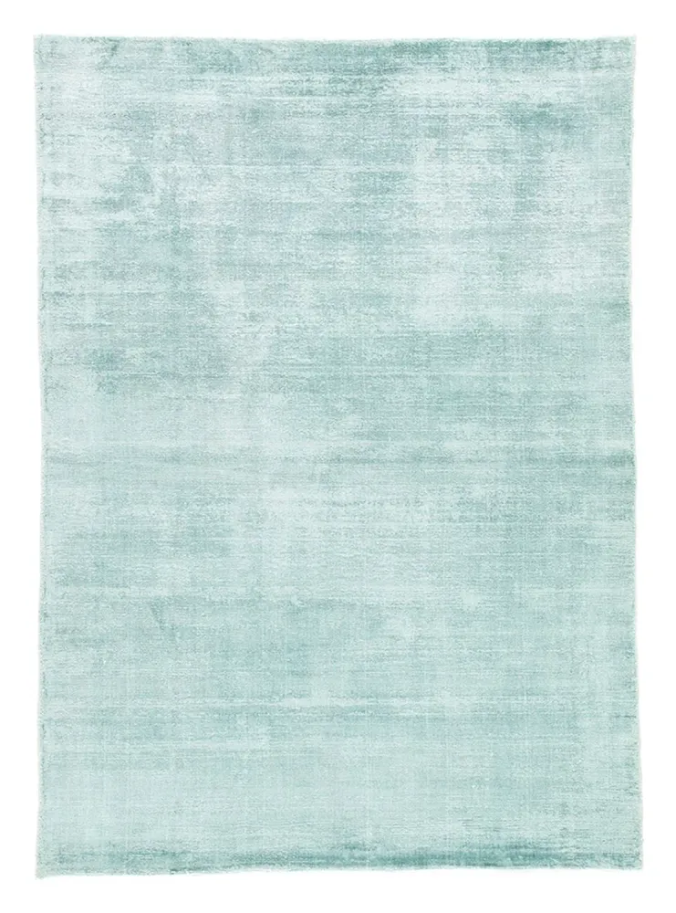 Teppe - 683 x 413 cm - lyseblå