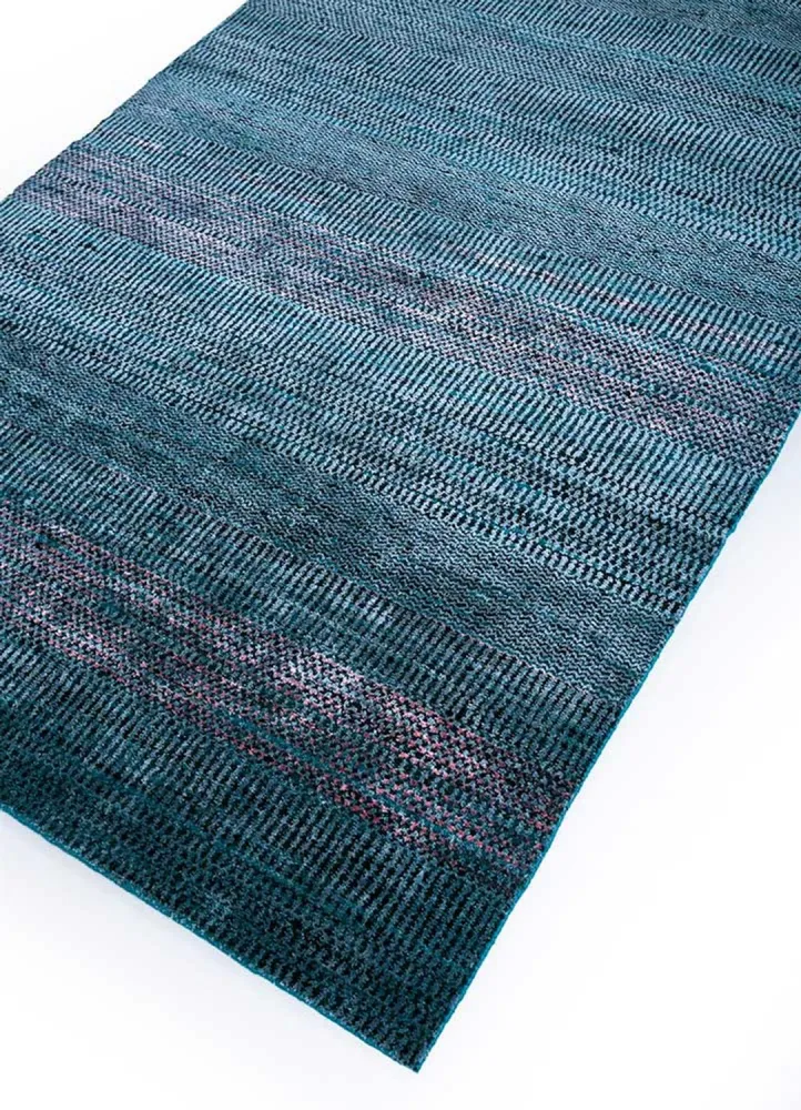Ullteppe - 270 x 180 cm - mørkeblå