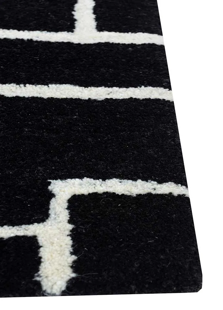 Ullteppe - 270 x 180 cm - svart og hvitt