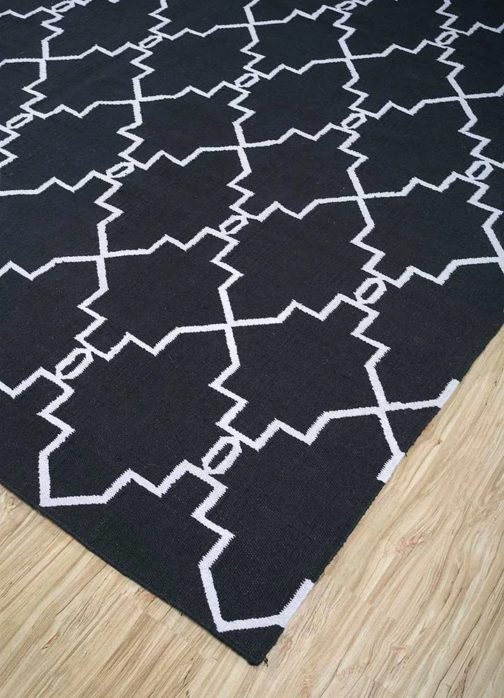 Ullteppe - 375 x 270 cm - svart og hvitt