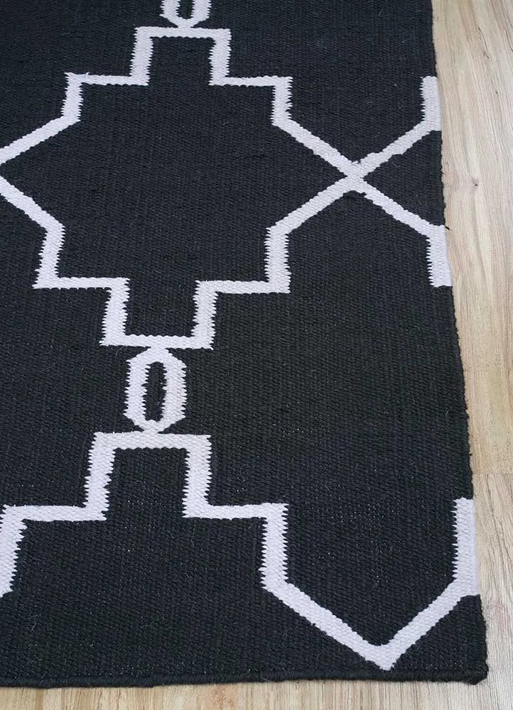 Ullteppe - 375 x 270 cm - svart og hvitt